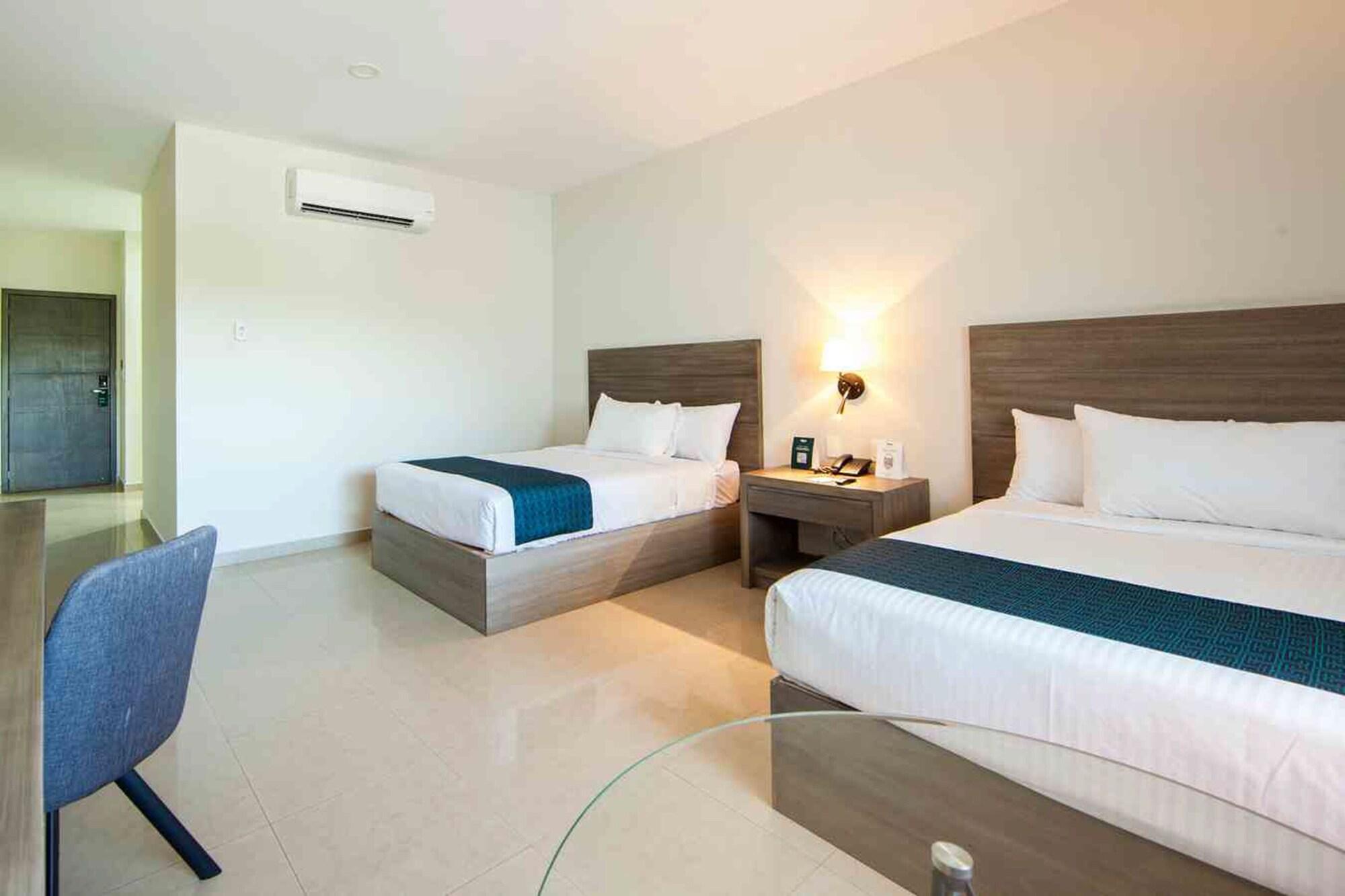 Inhouse Culiacán Exterior foto