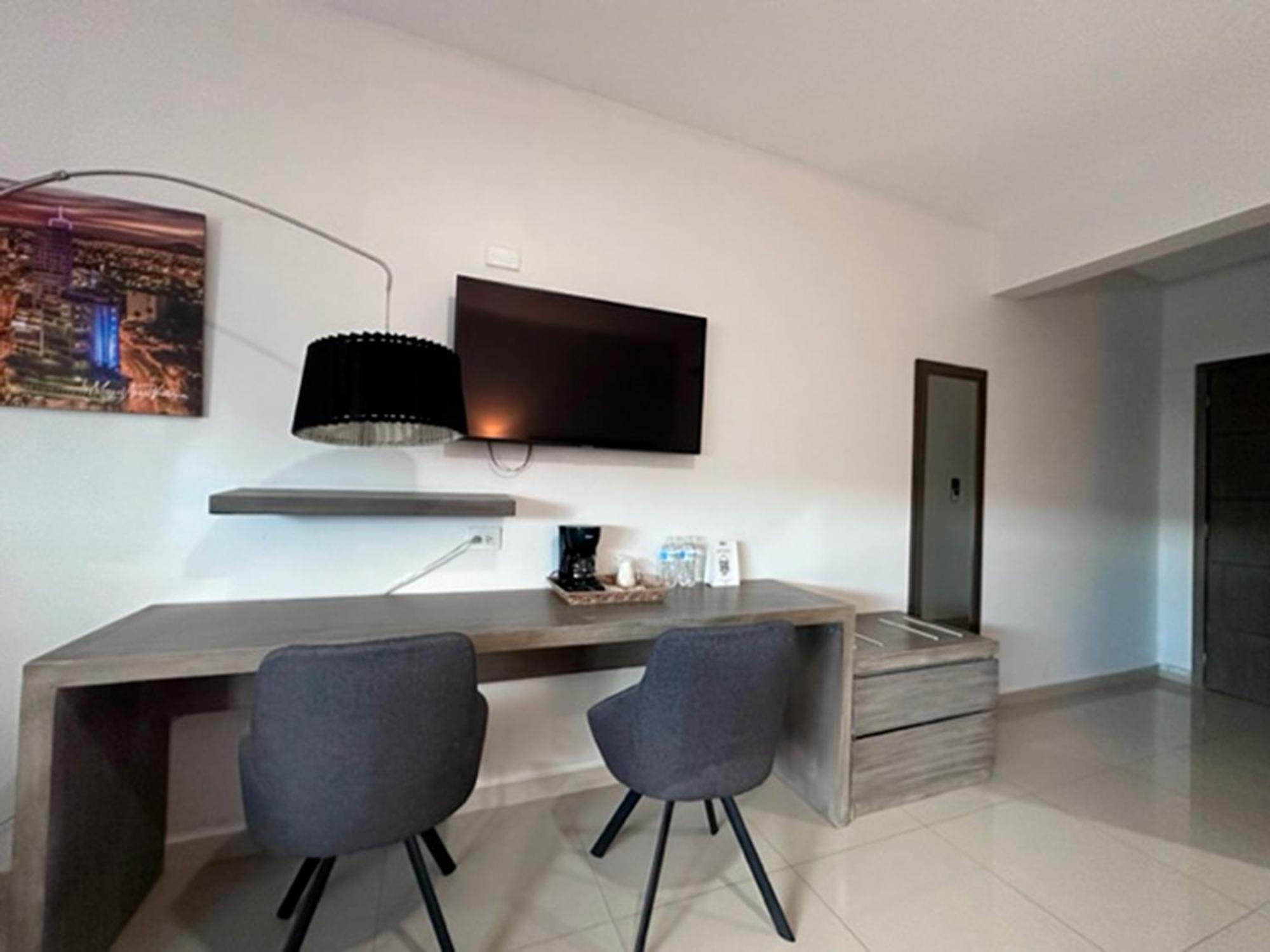 Inhouse Culiacán Exterior foto